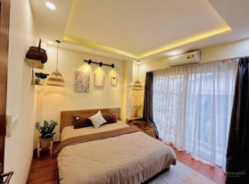 Bán Nhà Trung Tâm Tây Hồ, Giao 10,5 Tỷ, Phân Lô, Oto, Lô Góc, 2 Bước Chân Ra Mặt Phố Lớn, 45m, Hiếm