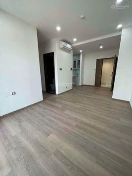 Cho thuê cc Cll , PARK VIEW , 2PN 2WC 77m, ntcb còn suất oto