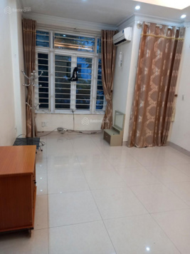 Cho thuê nhà Ngô Thì Nhậm 50m2, 5 tầng 15tr/th ô tô vào nhà