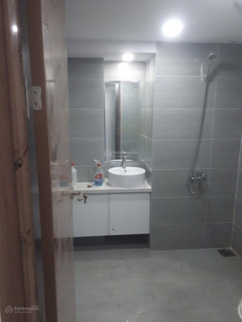 Em cần bán căn officetel giá 1 tỷ 180 chung cư Sky 9