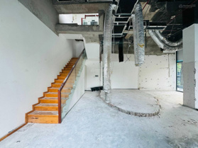 Chuyên cho thuê shophouse Vinhomes Golden River với giá thuê từ 50tr/th. LH: 0904 320 545 Mr. Nguyên