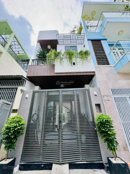 Hàng Hot, nhà đẹp HXH Nguyễn Quý Anh, Tân Phú, Giá 2tỷ9. DT 40m2