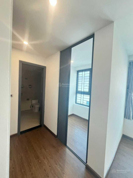 Chính chủ bán 3PN, 2VS dự án Golden Land 275 Nguyễn Trãi, DT 115m2, 2 slot ôtô full đồ, giá 6.5 tỷ