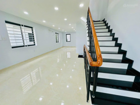 Shophouse MT Song hành Lakeview City, giá tốt 42tr, DT sử dụng 350m2, phù hợp kinh doanh và ở