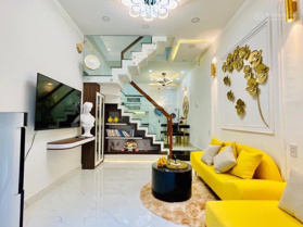 Nhanh tay bán nhà đường Quang Trung Phường 11 Quận Gò Vấp, DT: 33m2/1.95 Tỷ công chứng nhanh, HXH