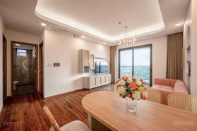 Cần bán CHCC Oriental Plaza Tân Phú, 105m2 3PN, có ban công, nhà đẹp, giá: 4 tỷ 45, LH: 0777 679 268