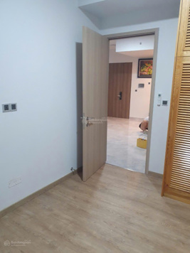 Bán căn 2PN, 83m2, Midtown (M8), tầng cao, view biệt thự, ô xe hơi, chỉ 7.620 tỷ. Rẻ nhất M8
