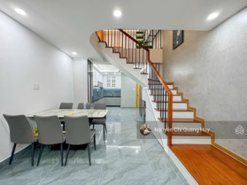 Nhà phố hiện đại, cao cấp mặt tiền hẻm 4m 1387 Huỳnh Tấn Phát Quận 7, DT 4m x 19m, giá 8,5 tỷ