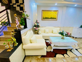 Cần bán gấp để trả nợ ngân hàng nhà đường Hoa Sữa, Phú Nhuận