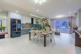 Sổ hồng - Terra Royal, Lý Chính Thắng, Q3. 80m2, 2PN, 2WC, giá 6.3 tỉ. LH 0937 670 640