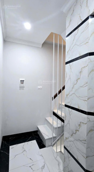 Phân lô ô tô - nhà mới đẹp - full nội thất - 36m2 x 6 tầng - ngõ 22 Lương Khánh Thiện - giá 10,2 tỷ