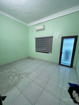 Bán nhà mặt đường Gia Lâm - NHỈNH 6 TỶ - hơn 60m2 - 2 tầng. ĐT 0986 581 942