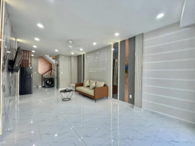 Chủ ngợp nên cần Bán nhà mặt phố 2PN, 2WC tại Nguyễn Kiệm, Gò Vấp, HCM, giá ưu đãi 6,3 tỷ, 37m2