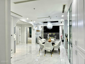 Tôi chính chủ cần bán căn 3PN 98.7m2 giá 9.8 tỷ. LH 0775 219 879