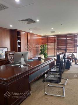Bán sàn văn phòng Hudland Linh Đàm. Diện tích 396m2, view hồ, full nội thất VP, giá thuê 100tr