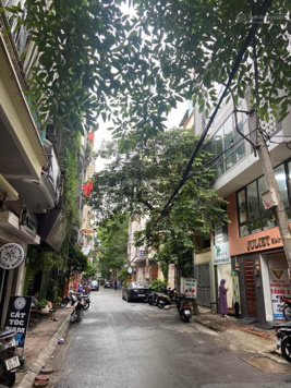 Bán nhà riêng phân lô ngõ 151B Thái Hà DT 52m2 * 4.5 tầng MT 3,8m giá 13.5 tỷ ôtô thông kinh doanh