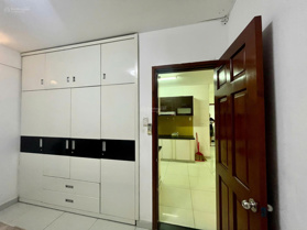 Bán căn góc 81,4m2 tại 8x Plus Trường Chinh giá 2,9 tỷ. Tầng cao view thoáng, có sổ hồng
