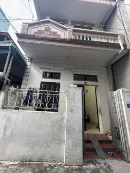 Bán nhà đất tặng nhà 39m2 Cổ Linh, sát Aeon Mall, oto vào nhà, giá 5 tỷ rưỡi, tặng thêm sân vườn