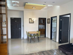 Bán căn hộ Riverside Phú Mỹ Hưng 2 phòng ngủ, view sông, nhà đẹp mới, giá tốt nhất trên thị trường