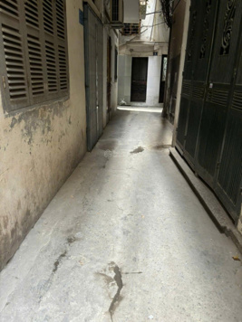 Bán nhà 45m2 x 2,5 tầng cách phố Tây Sơn 85m đi bộ sổ đỏ sang tay, LH 0909 581 666