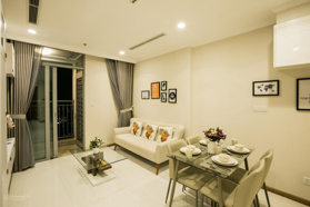 CHÍNH CHỦ BÁN 2PN GIÁ RẺ NHẤT KHU PARK, DT: 70M2, FULL NỘI THẤT, ĐÃ CÓ SỔ, CĂN GÓC- LH: 0941 976 354