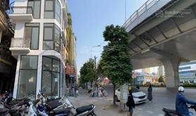 Chính chủ bán nhà 2 tầng cũ ngõ 390 Trường Chinh, vị trí đẹp cách phố 10m. 53m2