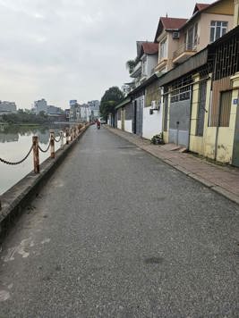 CỰ KHỐI LONG BIÊN.