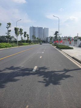 Bán mảnh đất cực đẹp đối diện trung tâm hành chính mới huyện Gia Lâm, gần Ocean Park, giá rẻ