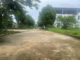 Bán đất thương phẩm, rộng 250m2, mặt tiền 10m, đất vuông vức ngay khu vực TT, thích hợp đầu tư & KD