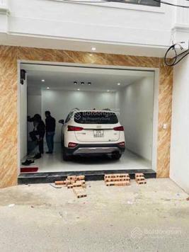 Bán nhà mặt phố Hoàng Mai - 6 tầng - thang máy - gara ô tô - cho thuê 28 triệu/tháng