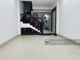 Bán nhà riêng Nguyễn Văn Huyên, cực hiếm, rẻ, phải nhanh mới kịp, 66m2, 5 tầng, ô tô tránh, 19 tỷ