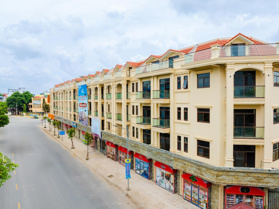 Vị trí vàng nên chọn shophouse Himlam 2; Tài sản chắc chắn nên mua Himlam 1. Alo ngay em!