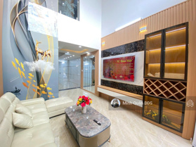 Đẹp lung linh 5 lầu 4,1x26m full nội thất, có thang máy mặt tiền Hương Lộ 2 - Mã Lò giáp Q. Tân Phú