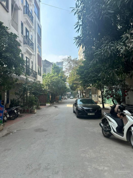 Phân lô víp phố Ngọc Khánh đối diện triển lãm Giảng Võ- nhà dân xây hai thoáng- ngõ thông- ngõ ô tô