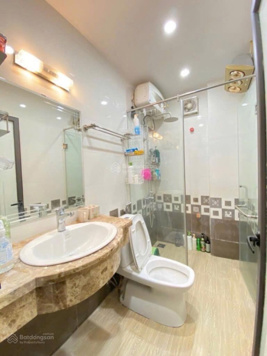 Chính chủ bán nhà Ngô Gia Tự, 50m2, 4 tầng, mặt tiền rộng, nhà đẹp, giá chưa tới 7 tỷ