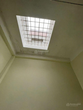 Chính chủ bán nhà riêng tại Tân Khai, Vĩnh Hưng, Hoàng Mai, hơn 6 tỷ, 35 m2, sát chợ. Tiện ích