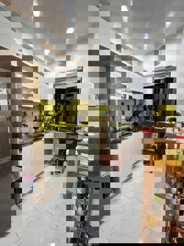 Bán căn chung cư 156 Kim Ngưu diện tích sử dụng 80m2 giá 3.x Tỷ