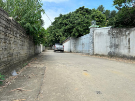 Gia đình cần bán nhanh khuôn viên nhà vườn và xưởng may DT 3000m2 Vân Hoà, Ba Vì, Hà Nội