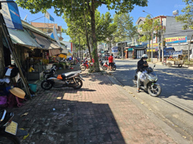 Cần bán mặt tiền chợ Nguyễn Bình