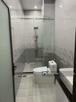 Kẹt tiền cần bán nhà Phan Văn Khỏe 48m2 4 tầng BTCT vài căn ra MT đường