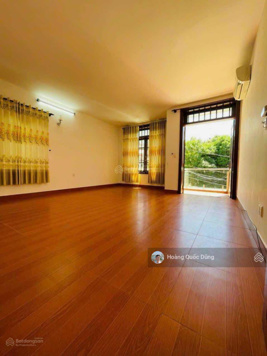 Bán nhà 4 tầng mặt tiền Bình Giã, trung tâm Phường 8, Vũng Tàu. S=163m2 ngang 6x23 BHR. Giá 14,5 tỷ