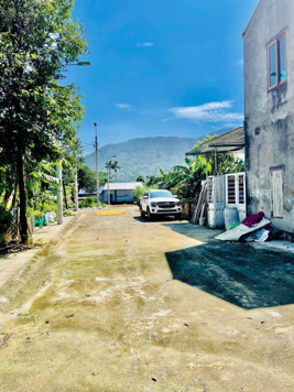 Chính chủ cần bán thửa đất 97.8m2 rẻ hơn xung quanh 5tr/m2 đất 2 mặt tiền trước sau LH 0843 199 696