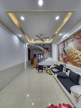 Bán nhà 1T2L KDC đường ĐT743 P.Bình Chuẩn, 60m2, 3.05 tỷ rẻ nhất khu, đường thông 12m, SHR