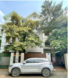 Cho thuê nhà KĐT mới Phùng Khoang, đường Lương Thế Vinh, NTL. DT 90m2, 4 tầng, MT 6m. Giá 33tr/th