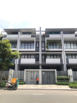Anh chủ Cần cho thuê Nguyên căn nhà phố. Hầm - 4 tầng (6x20). Giá thuê rẽ: 39 triệu. KDT Vạn Phúc