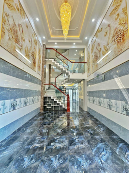 Bán gấp nhà hẻm 7m, Phạm Văn Bạch, Tân Bình, DT 4.6x14m, 3 tầng. Nhỉnh 6 tỷ