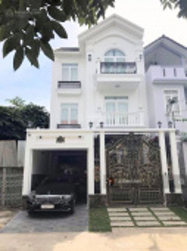 Nhà cho thuê tại Linh Đàm. Diện tích từ 60 đến 300m2, từ 17 đến 45 triệu. LH: 0985 765 968