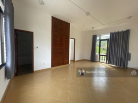 Cho thuê Villa Compound Thảo Điền, Q2, DT 420m2 giá 125tr/tháng, nhà trống nhận nhà ngay