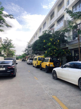 Cho thuê liền kề 75m2 hoàn thiện 2 tầng khu C Geleximco Lê Trọng Tấn giá chỉ 15tr!