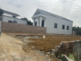 Chủ cần tiền mua chung cư cần bán gấp cho chủ mới lô hoa hậu full thổ cư rất đẹp tiềm năng